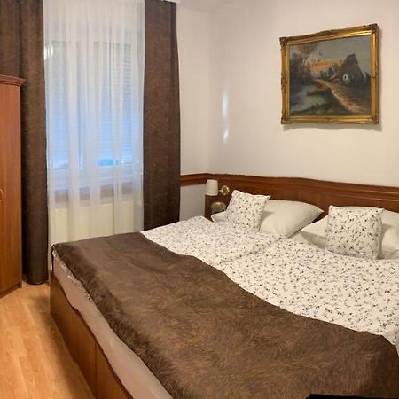 Konig Apartman Hévíz Exteriör bild